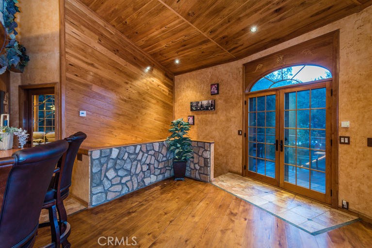 3570 Sibley Lane Property Photo 7