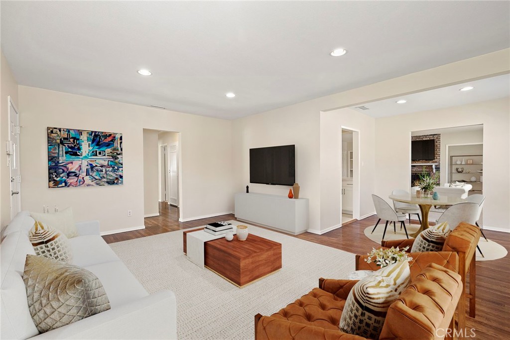 14781 Lucinda Drive Property Photo 3