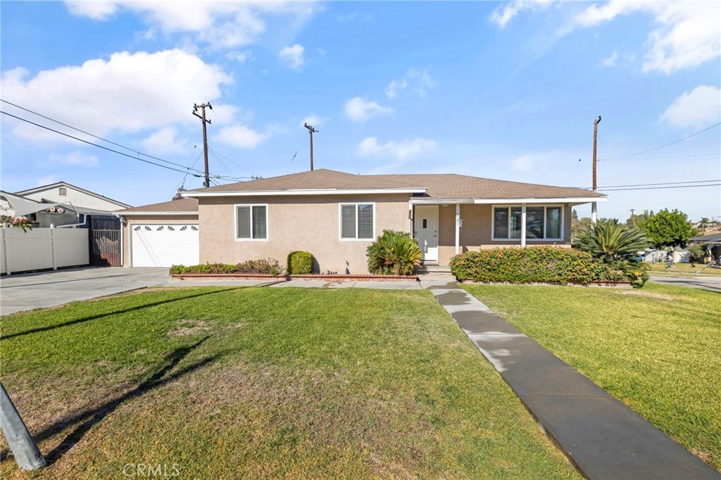 14781 Lucinda Drive Property Photo 6