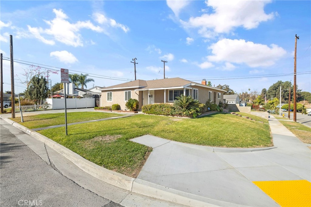 14781 Lucinda Drive Property Photo 9