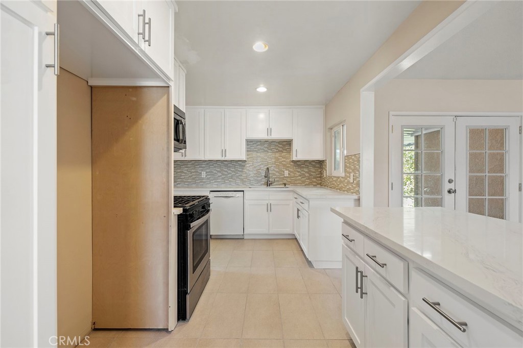 14781 Lucinda Drive Property Photo 27