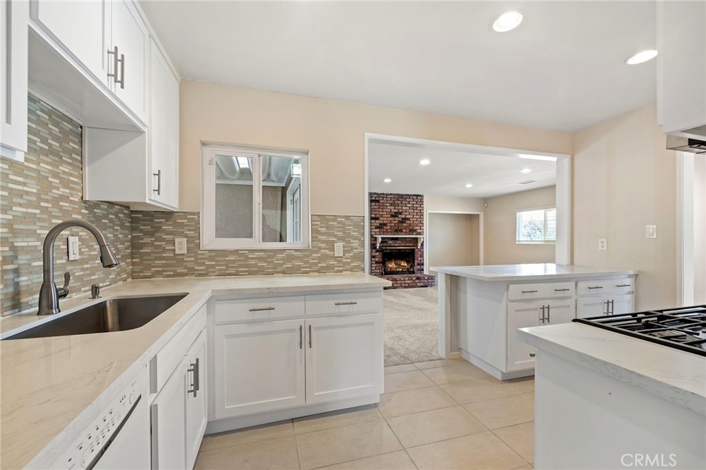 14781 Lucinda Drive Property Photo 28