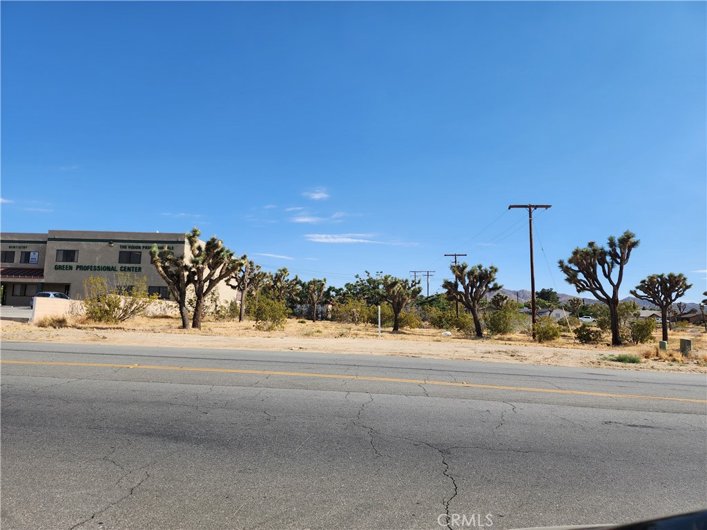 57005 Yucca Trail Property Photo 1