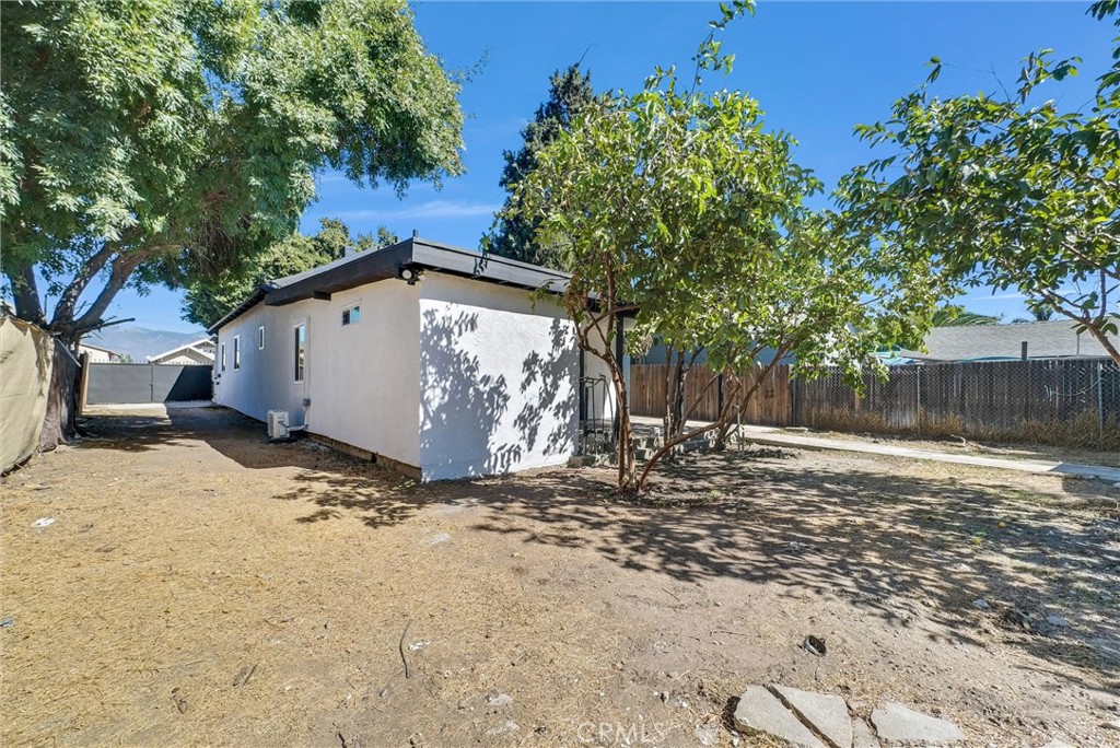 731 W 8th Street Property Photo 29