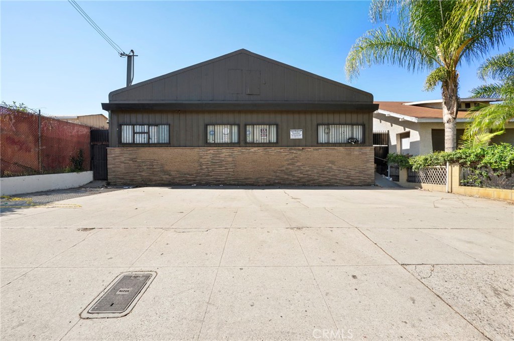 6013 State Street Property Photo 1