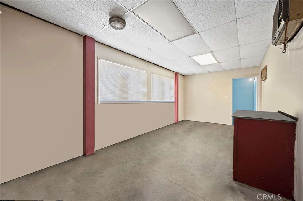 6013 State Street Property Photo 4