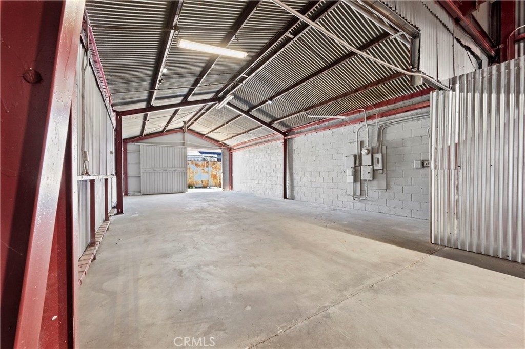 6013 State Street Property Photo 16