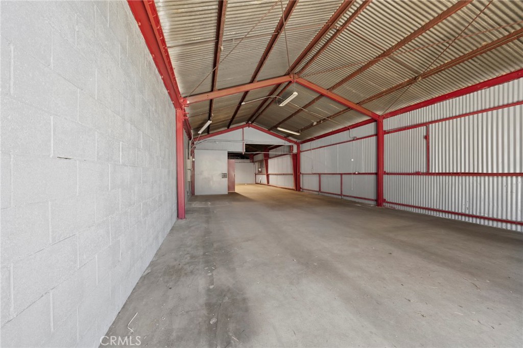 6013 State Street Property Photo 23
