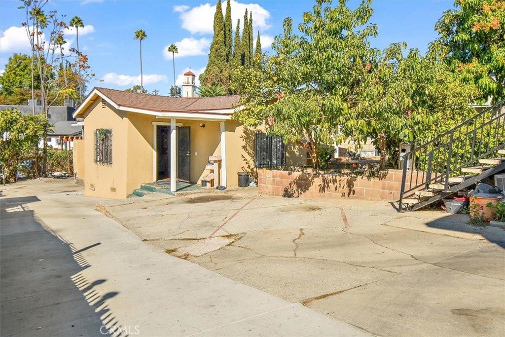 3323 Linda Vista Property Photo 7