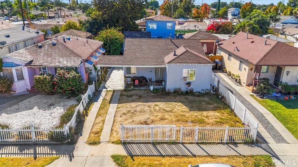 3738 E 53rd Street Property Photo