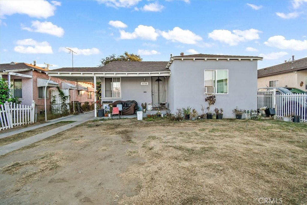 3738 E 53rd Street Property Photo 13