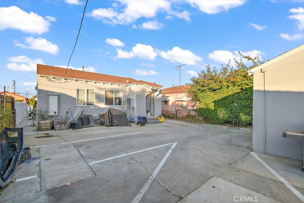 3738 E 53rd Street Property Photo 14