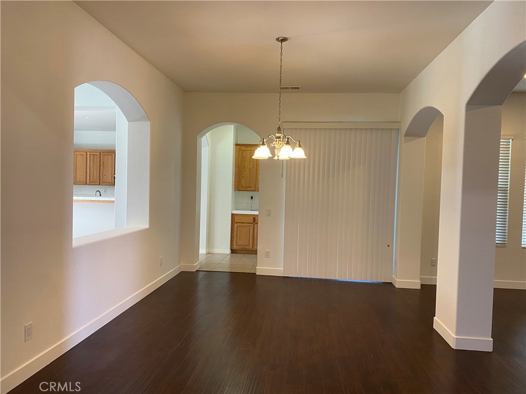 11014 Cleveland Avenue Property Photo 5
