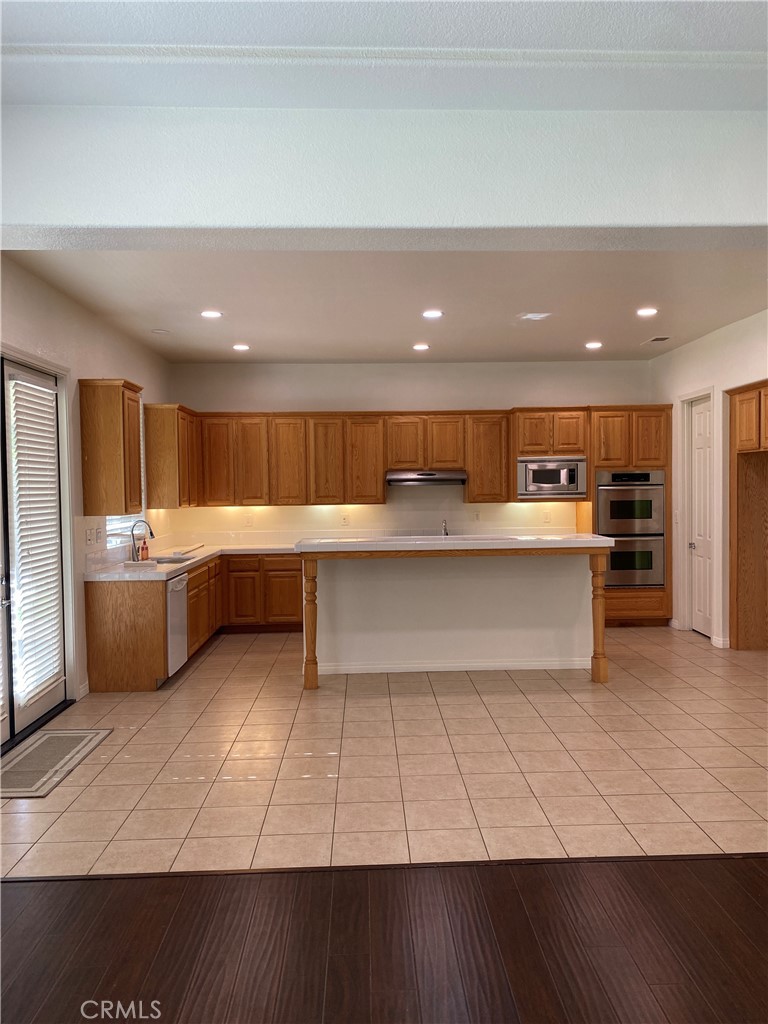 11014 Cleveland Avenue Property Photo 7