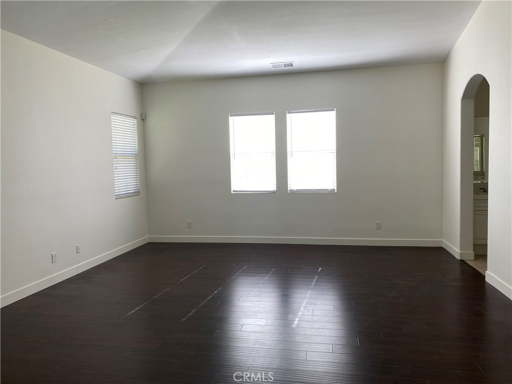 11014 Cleveland Avenue Property Photo 9