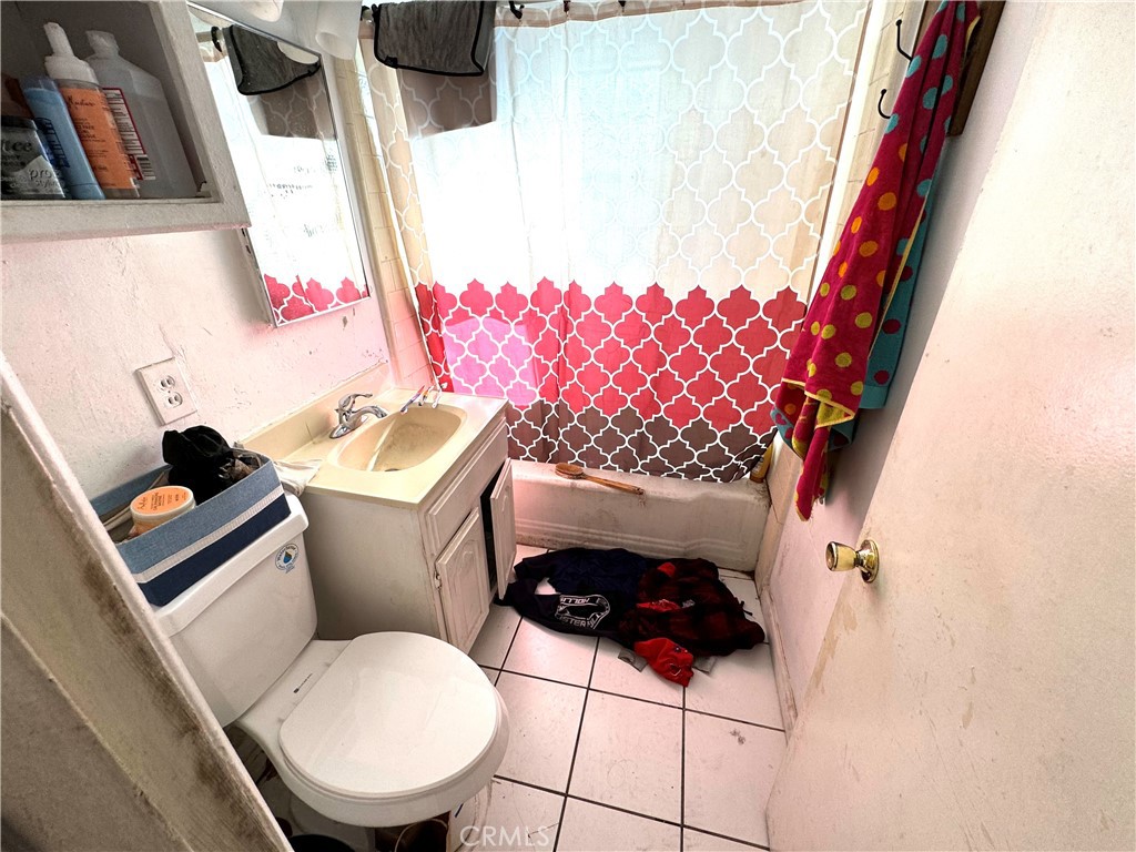 1347 Fraser Avenue 1-3 Property Photo 7
