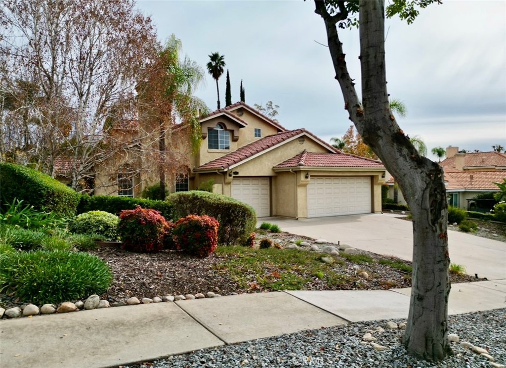 7001 Roddick Drive Property Photo 3