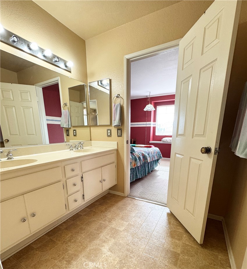 7001 Roddick Drive Property Photo 40