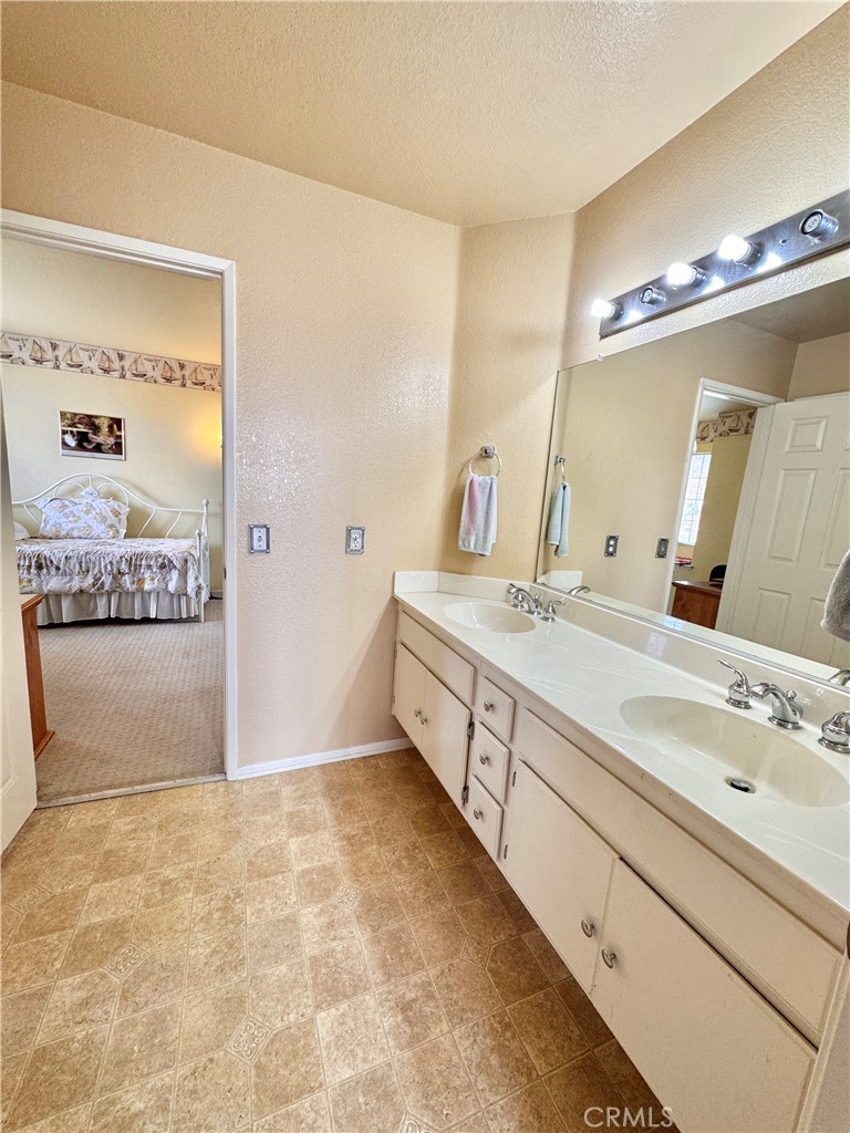 7001 Roddick Drive Property Photo 41