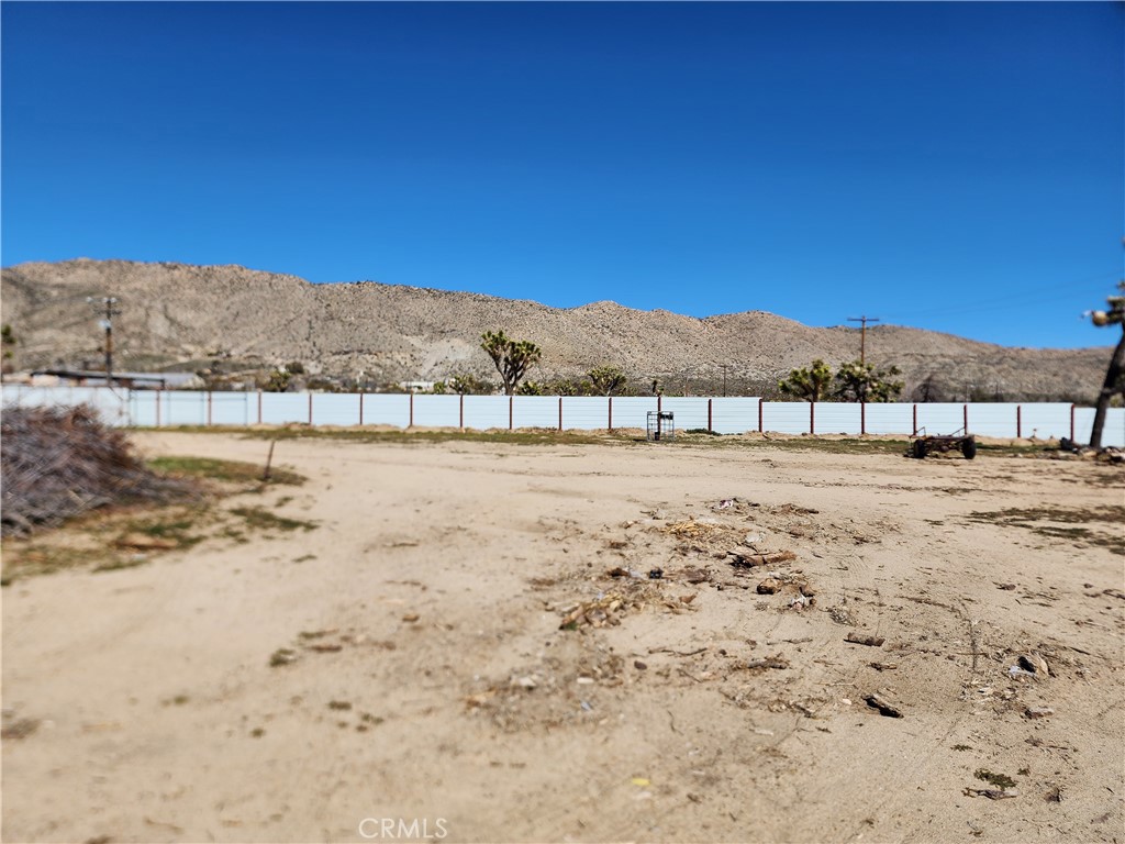 7248 Scarvan Road Property Photo 2