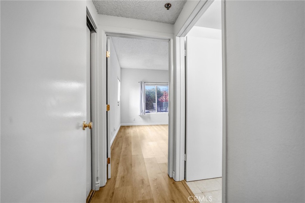 2905 Montrose Avenue 221 Property Photo 14