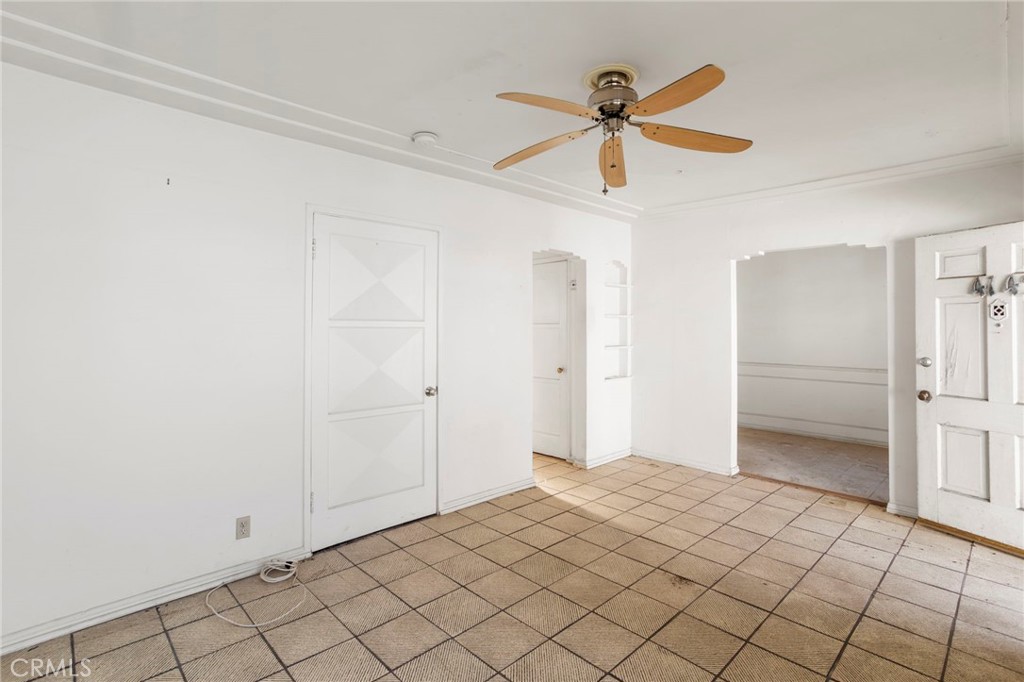 4140 Edenhurst Avenue Property Photo 4