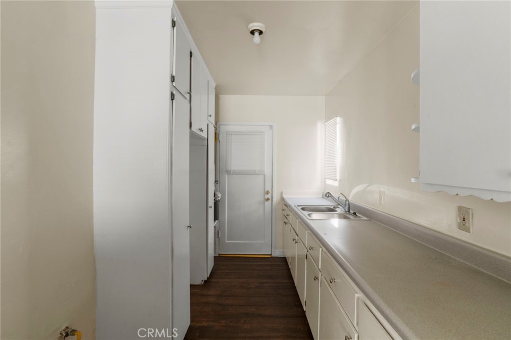 4140 Edenhurst Avenue Property Photo 11