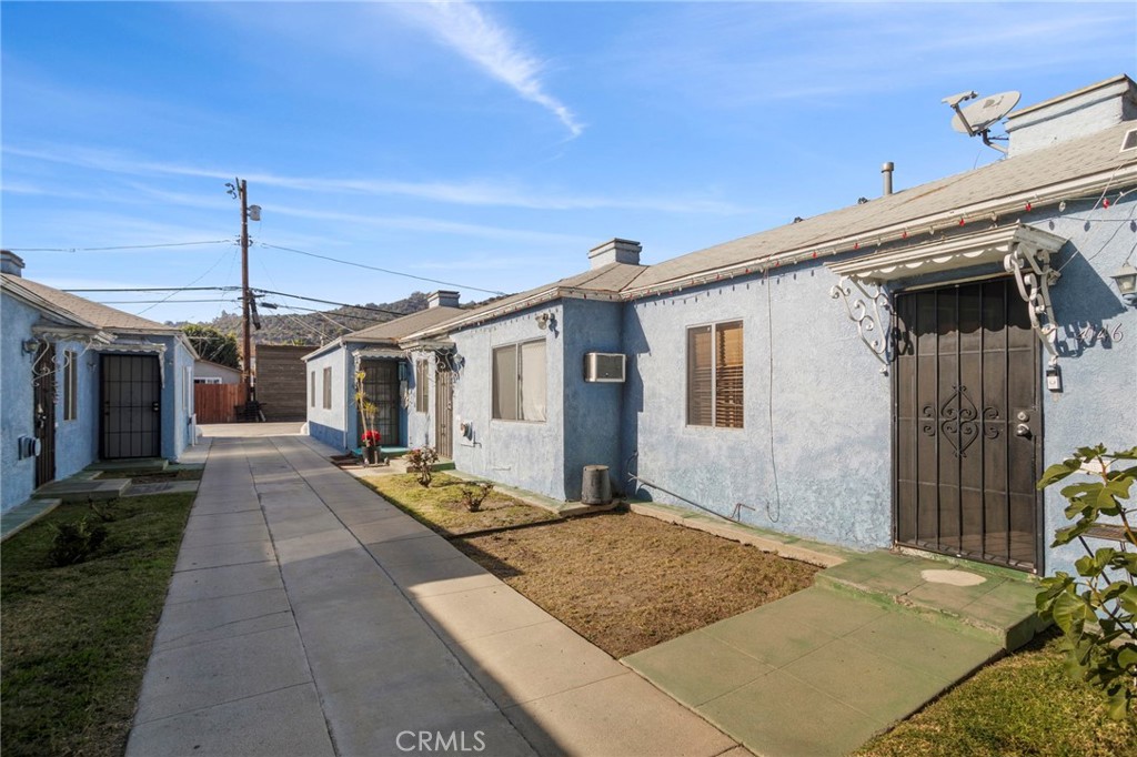 4144 Edenhurst Avenue Property Photo
