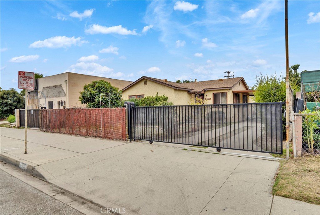 2703 Seaman Avenue Property Photo