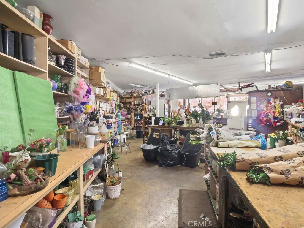 750 N Hacienda Boulevard Property Photo 12