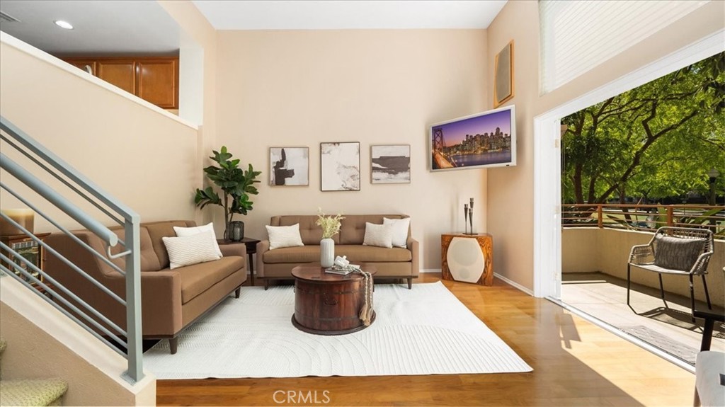 90094 Real Estate Listings Main Image