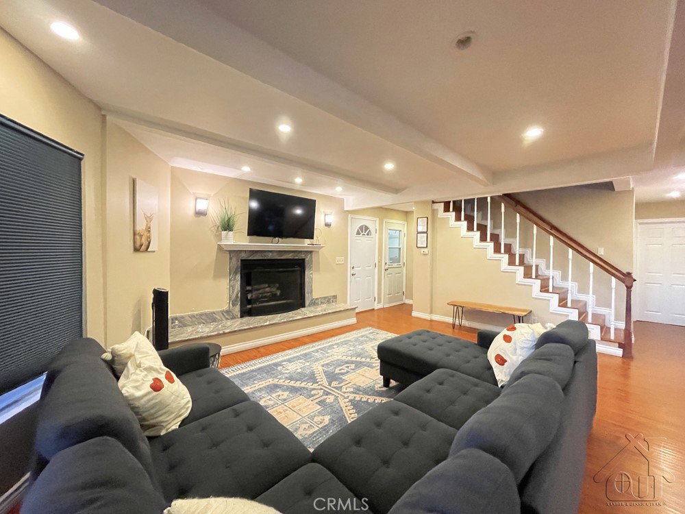 2702 Thule Lane Property Photo 6