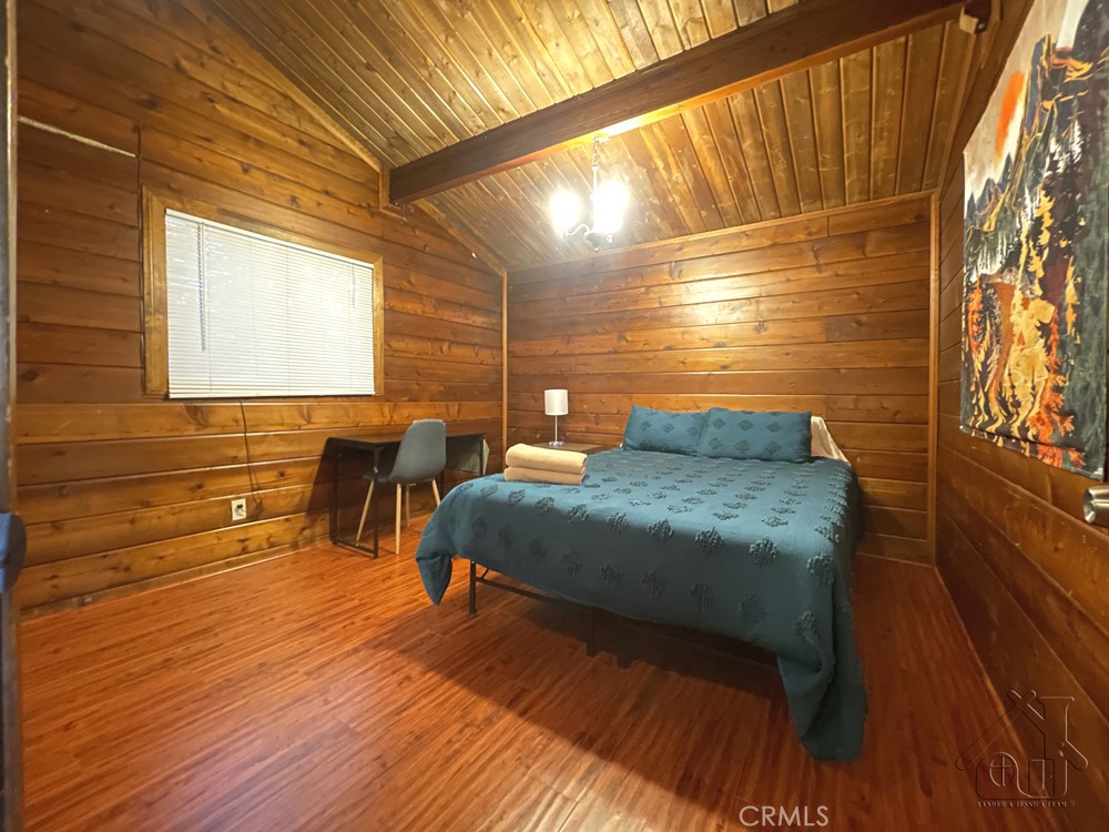 2702 Thule Lane Property Photo 27