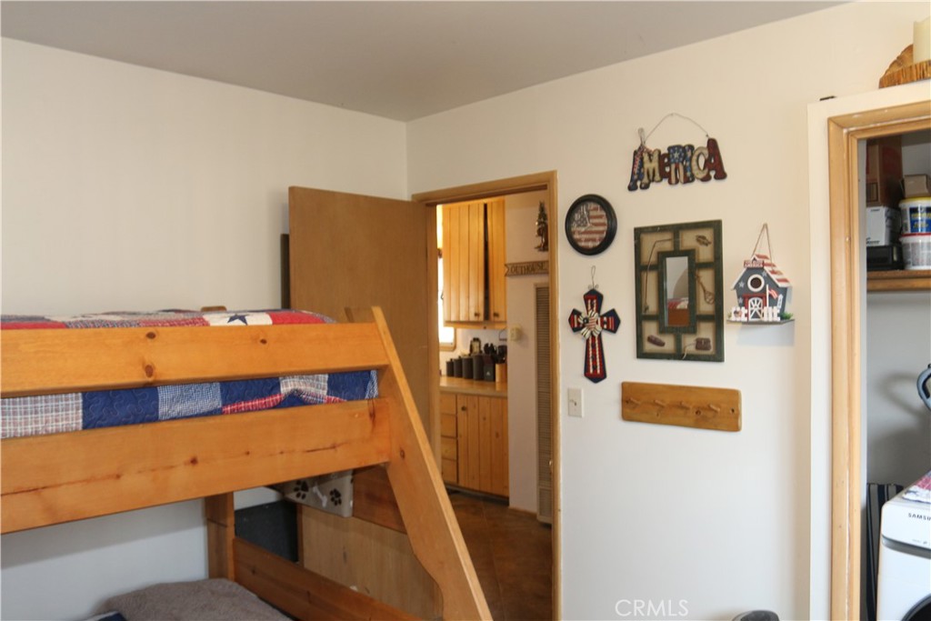 131 E Mountain View Boulevard Property Photo 13