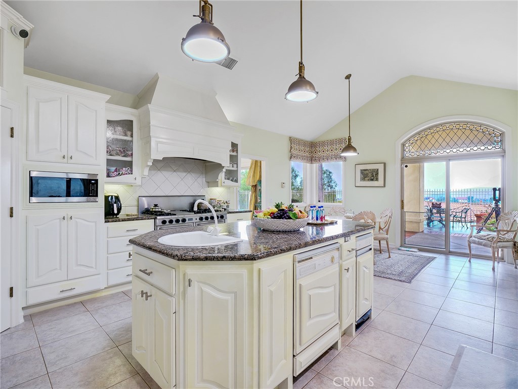 1822 Diamond Knoll Lane Property Photo 13