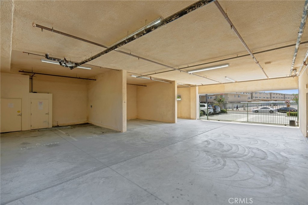 1788 Sierra Leone Avenue Property Photo 10