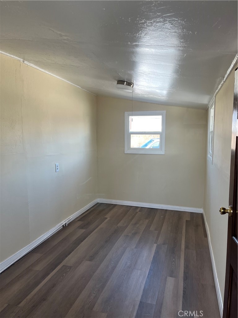 261 N K St Property Photo 4