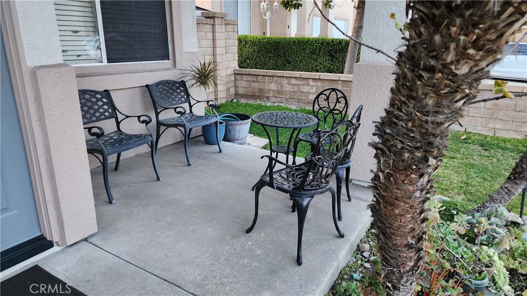 6928 Fontaine Place Property Photo 3