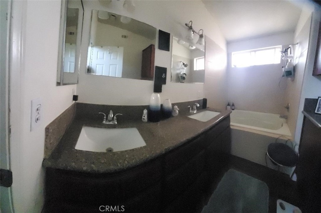 425 S Burney Street Property Photo 2