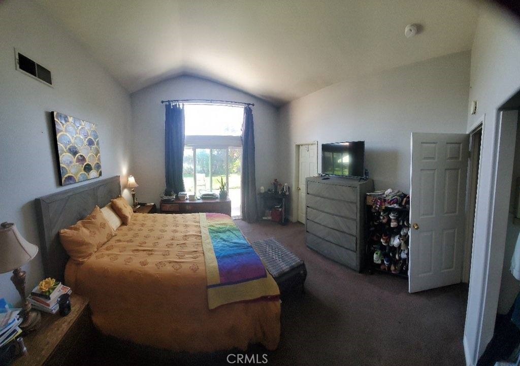 425 S Burney Street Property Photo 4
