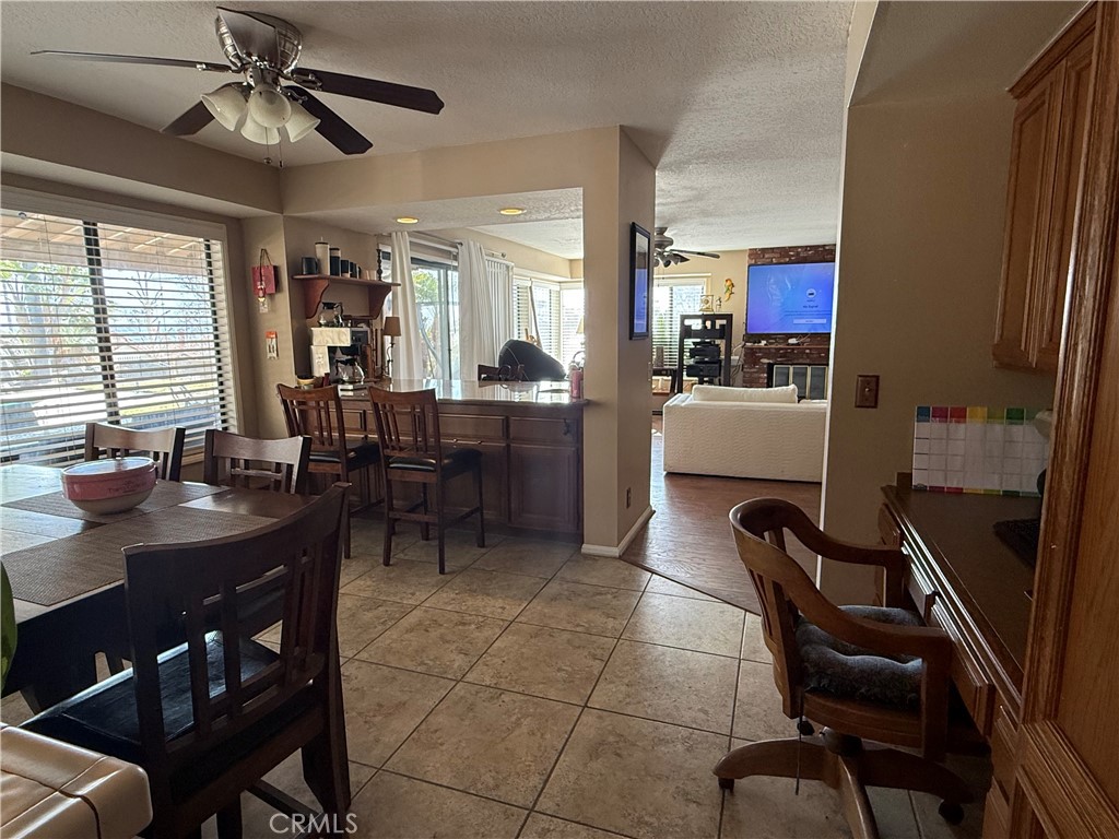 6087 Vineyard Avenue Property Photo 9