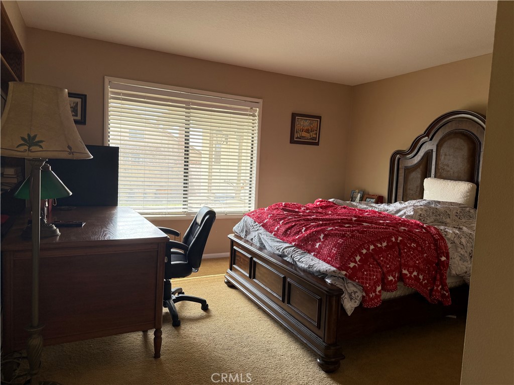 6087 Vineyard Avenue Property Photo 11