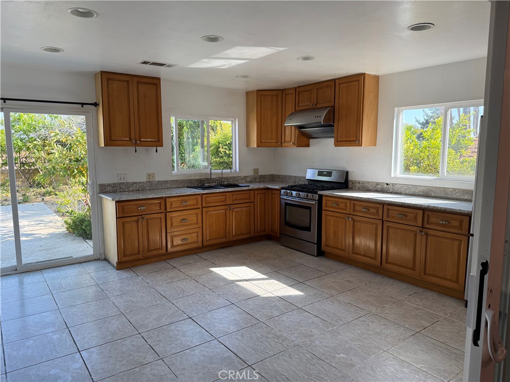 18820 Sutter Creek Drive Property Photo 2