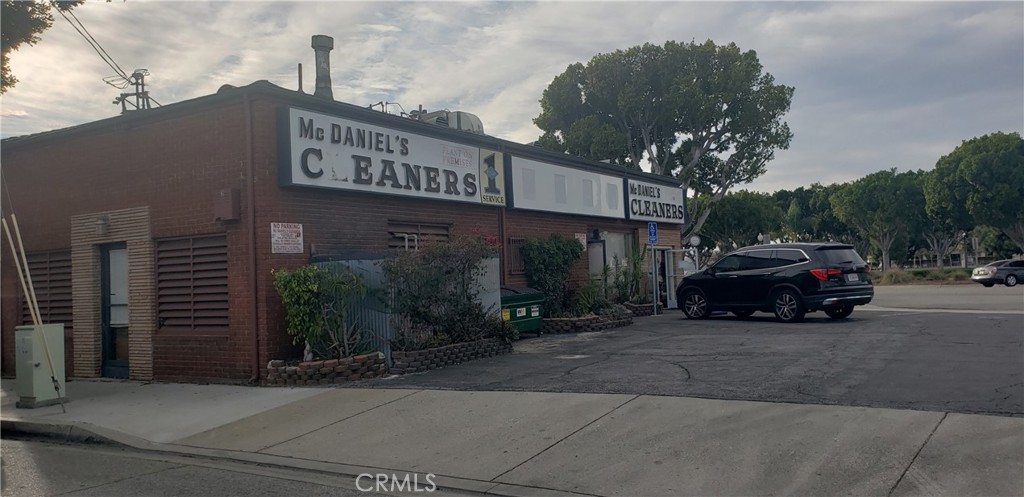 Ramona Blvd. Property Photo