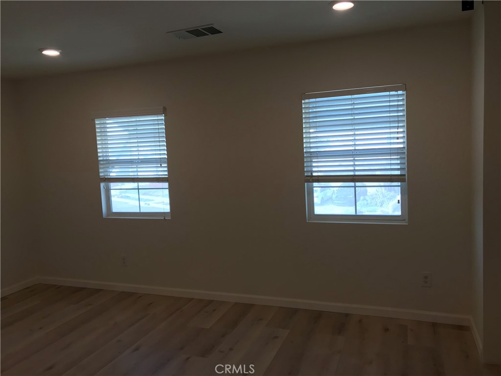 12045 Unit 5 Tributary Way Property Photo 4