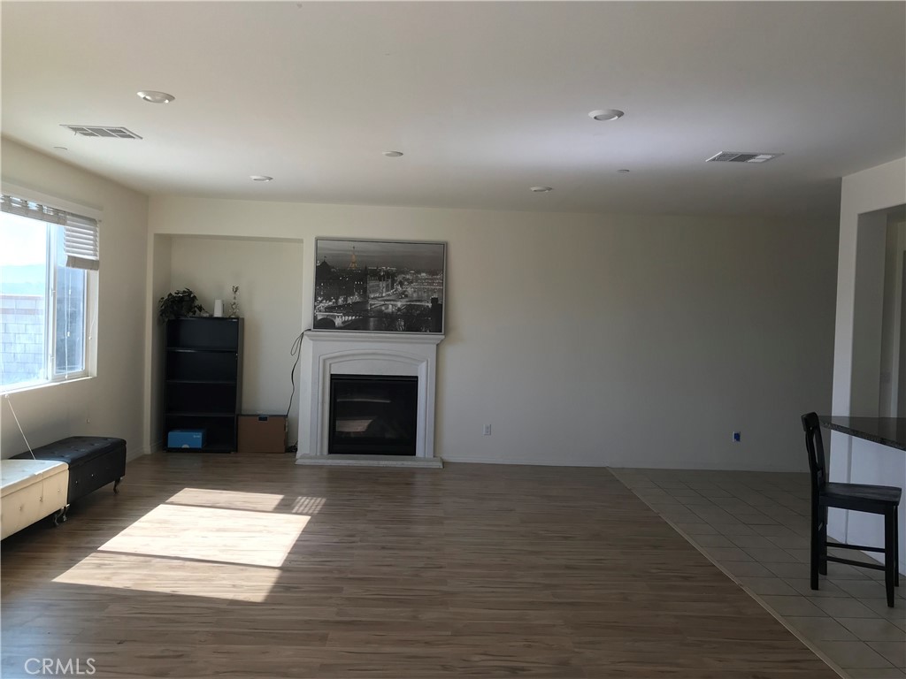 12045 Unit 5 Tributary Way Property Photo 9