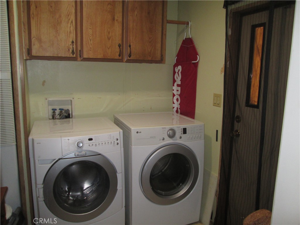 1025 S Riverside Avenue 112 Property Photo 20