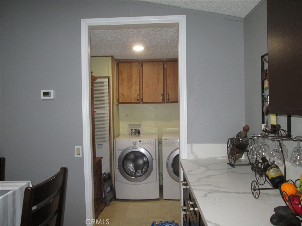 1025 S Riverside Avenue 112 Property Photo 21