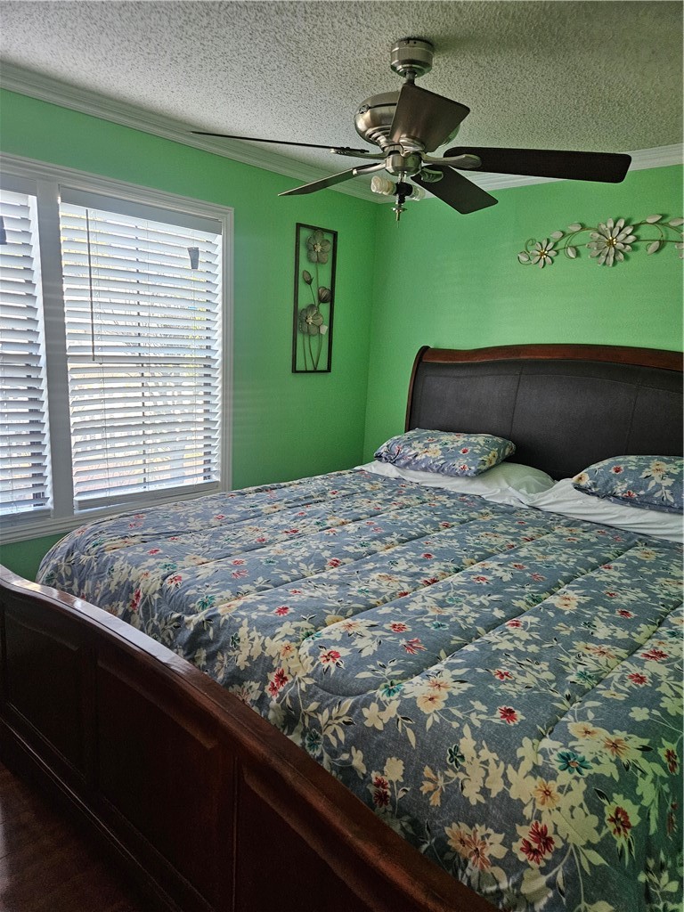 1025 S Riverside Avenue 112 Property Photo 22