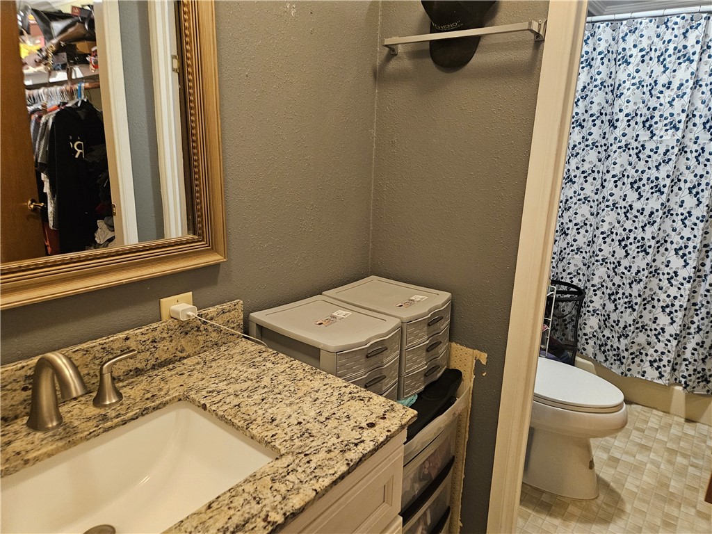 1025 S Riverside Avenue 112 Property Photo 42